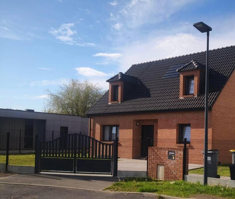 Maison Individuelle, Campagne, 3 Chambres, Baignoire Balneo 2 Places Genech Εξωτερικό φωτογραφία